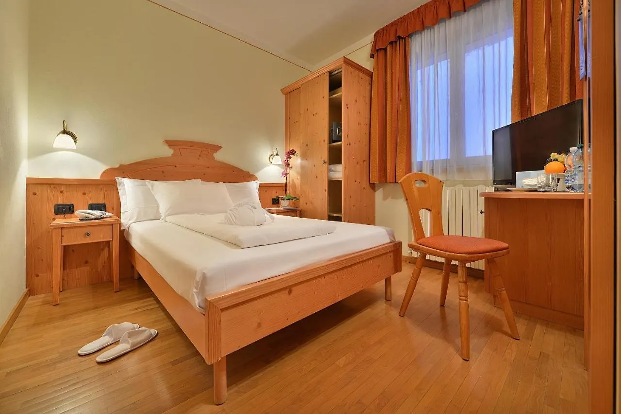 Hotel Interalpen Isolaccia 4*,  Italy