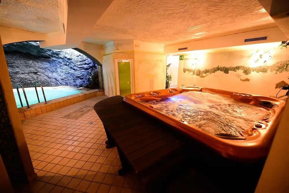 Hotel Interalpen Isolaccia 4*,